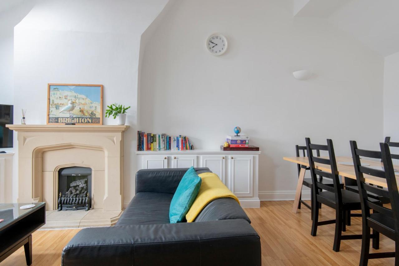 Fantastic 3 Bed Brighton House- Sleeps 6- Superfast Wifi And Garage Daire Dış mekan fotoğraf